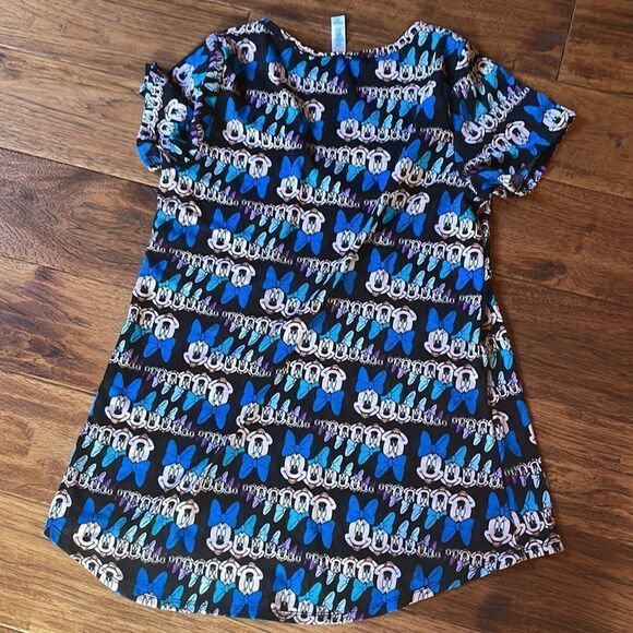 Minnie LuLaRoe top  - Picture 6 of 6